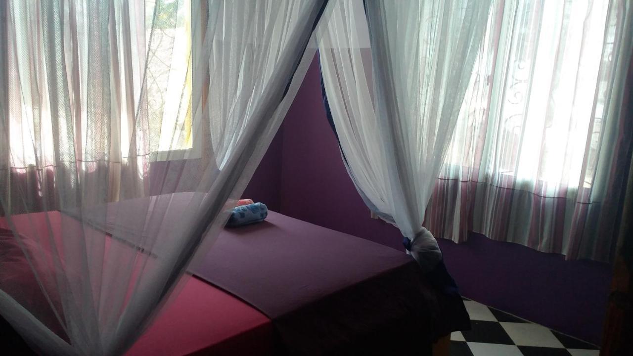 La Locanda Lodge - Apartment, 4 Double Rooms & Kitchen Near The Beach 江比阿 外观 照片