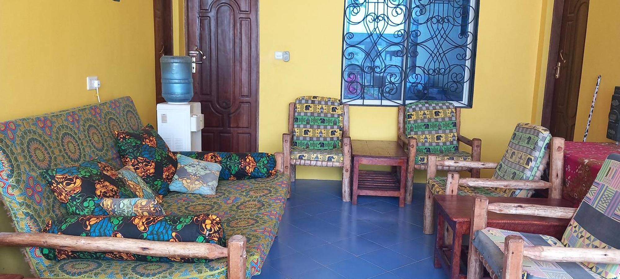 La Locanda Lodge - Apartment, 4 Double Rooms & Kitchen Near The Beach 江比阿 外观 照片