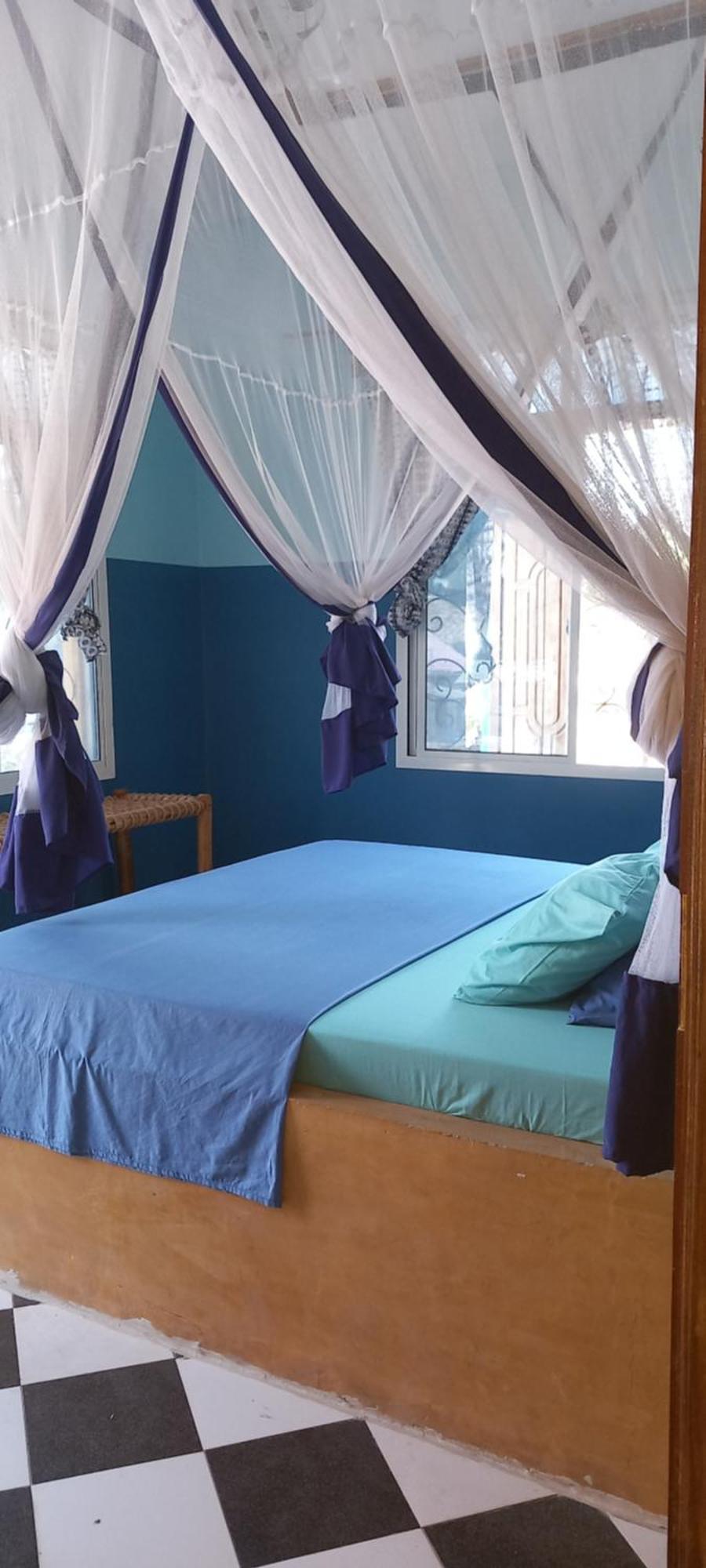 La Locanda Lodge - Apartment, 4 Double Rooms & Kitchen Near The Beach 江比阿 外观 照片