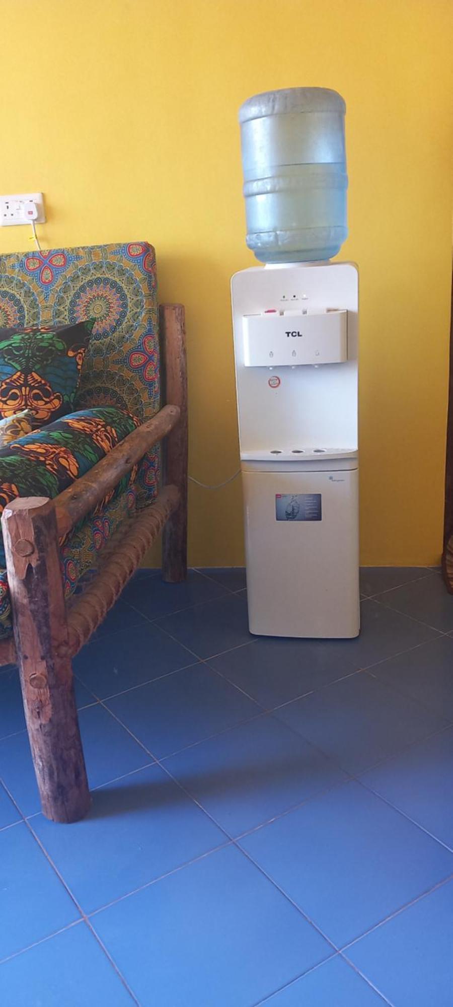 La Locanda Lodge - Apartment, 4 Double Rooms & Kitchen Near The Beach 江比阿 外观 照片